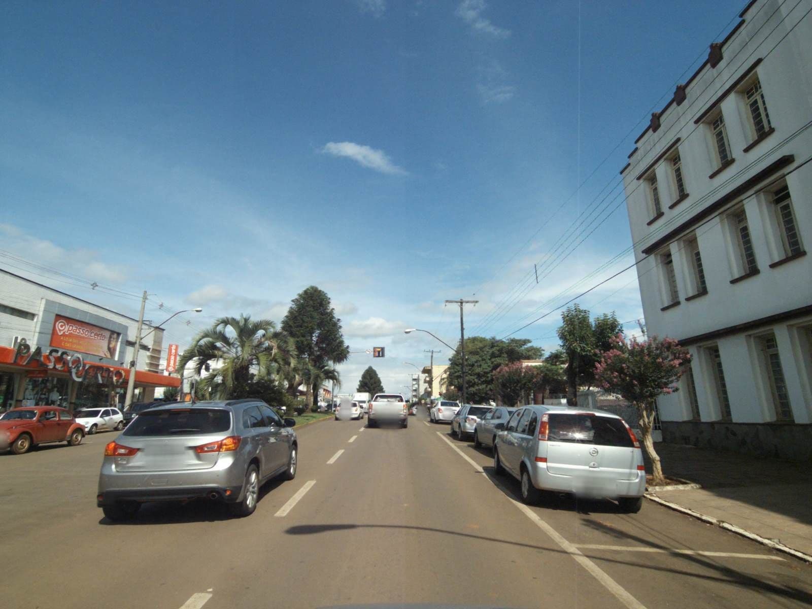 Street view near Novo Hotel, Lagoa Vermelha — © projevias (CC BY-SA · Mapillary)