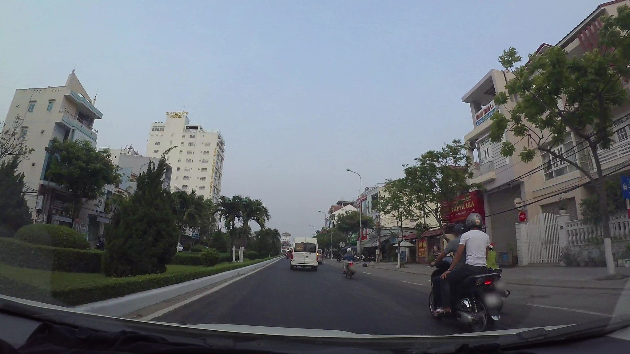 Street view near Urchin, Sơn Trà