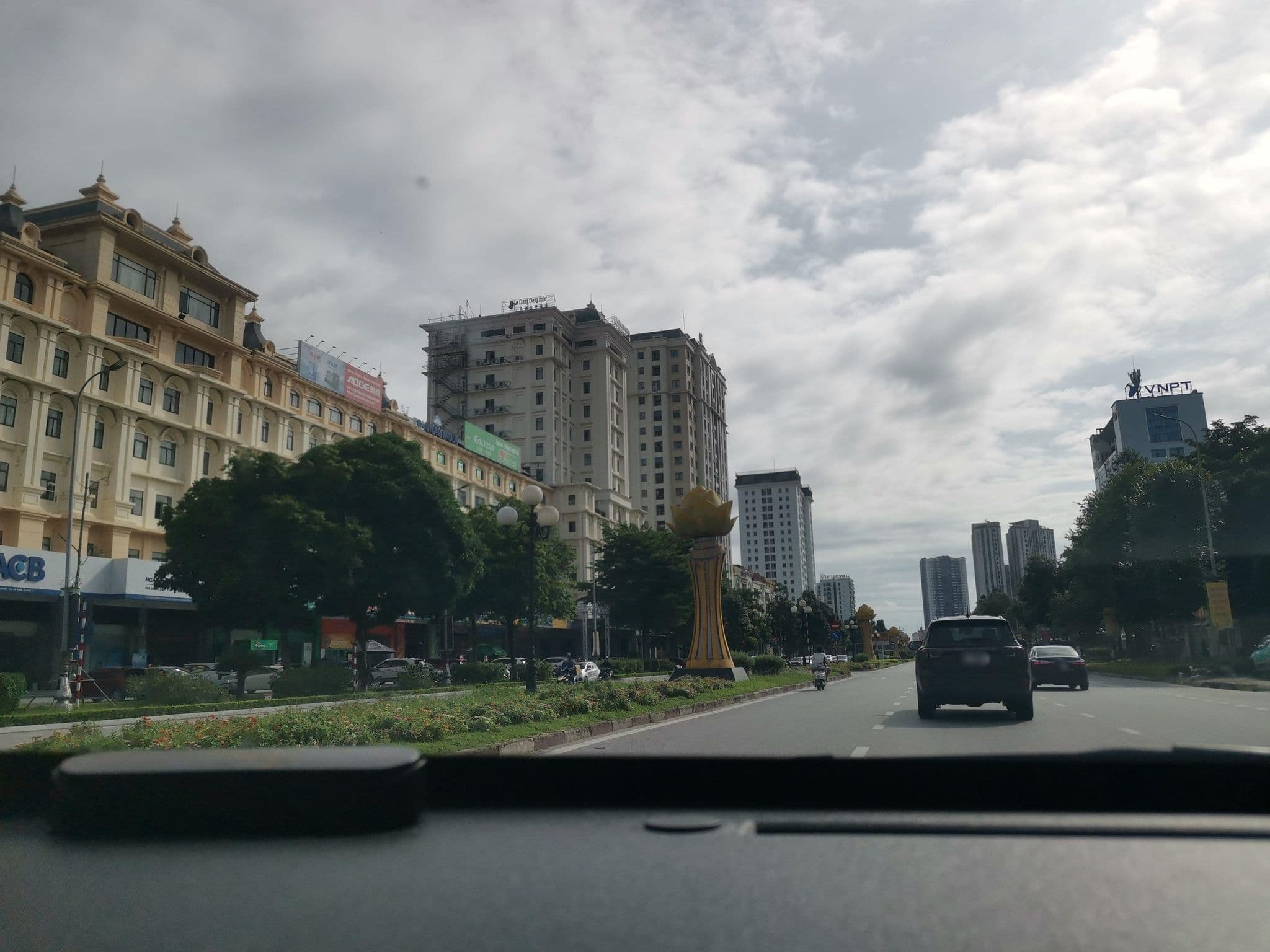 Street view near Toà nhà Vĩnh Cát, Bắc Ninh — © hn_left_2 (CC BY-SA · Mapillary)