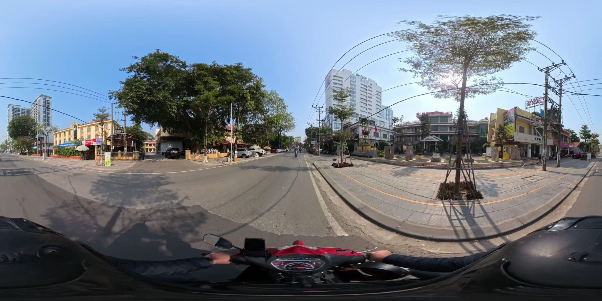 Street view near Tru by Hilton Bac Giang City Centre, Bắc Giang — © Slucchesi (CC BY-SA · Mapillary)