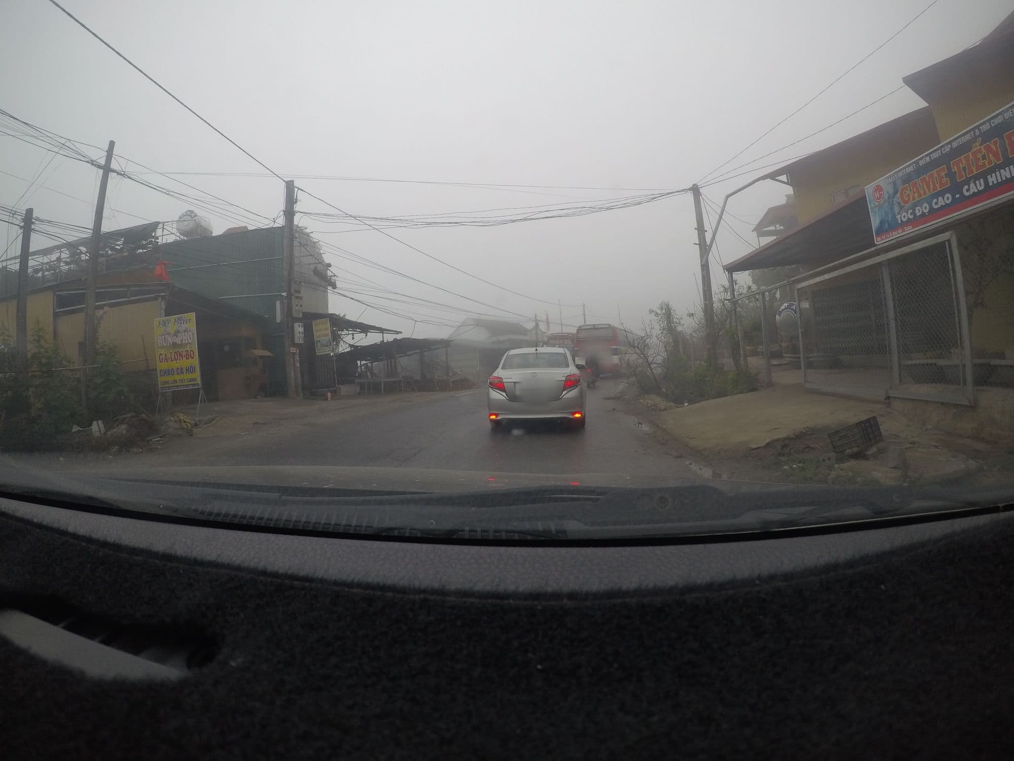 Street view near Song Nhu, Sa Pa