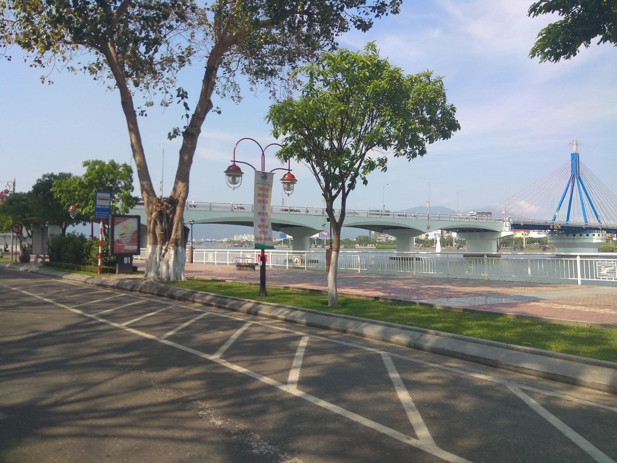 Street view near Han Riverine, Da Nang — © hoangvietanh (CC BY-SA · Mapillary)