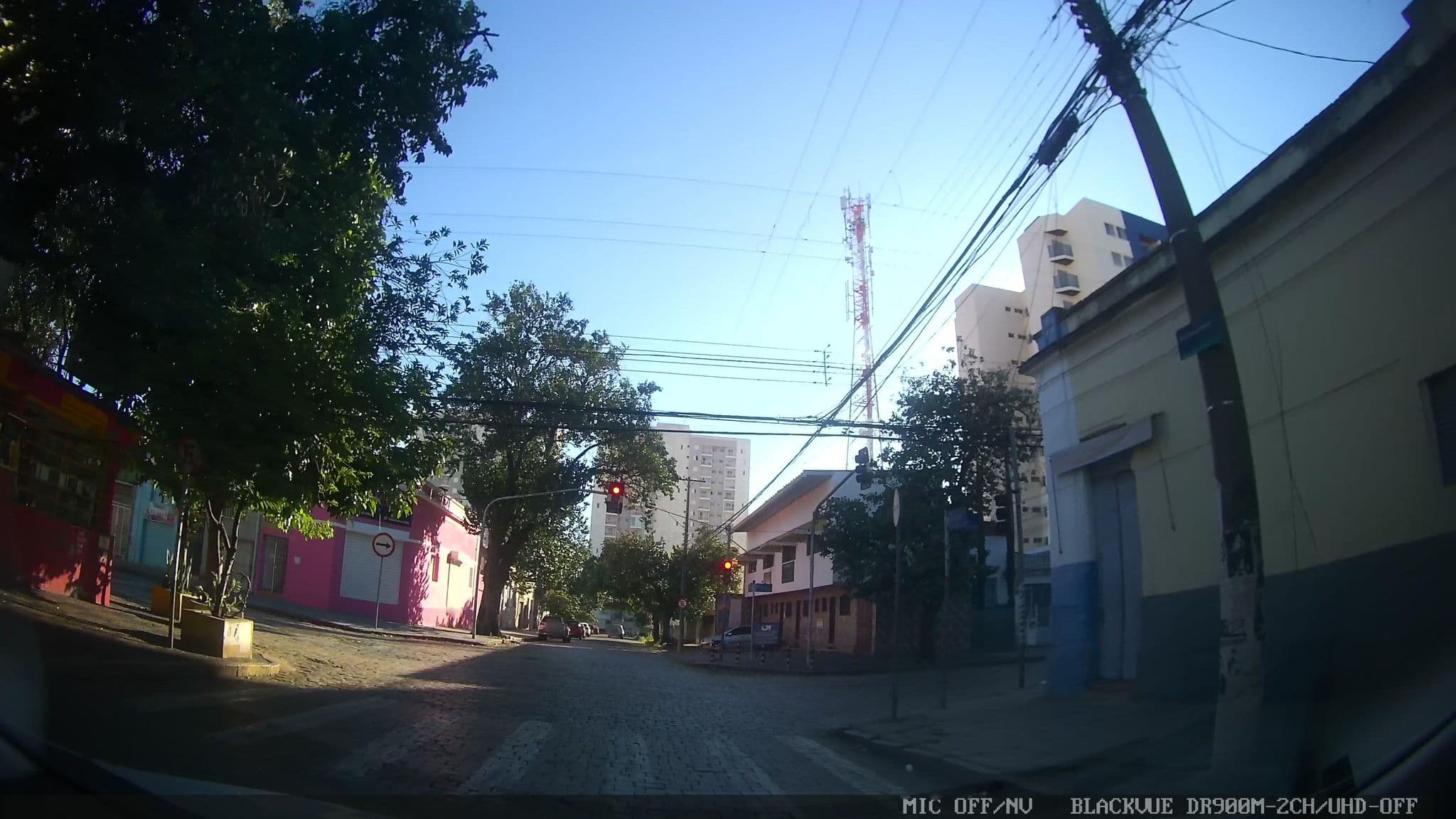 Street view near Pousada Seu Jorge, Campinas — © marciosampaio (CC BY-SA · Mapillary)