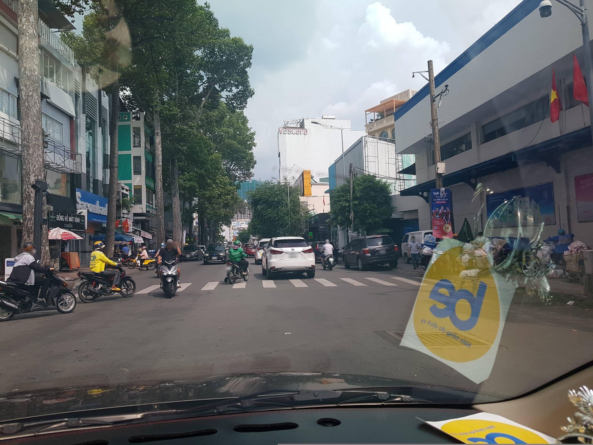 Street view near Mimosa, Quận Ba