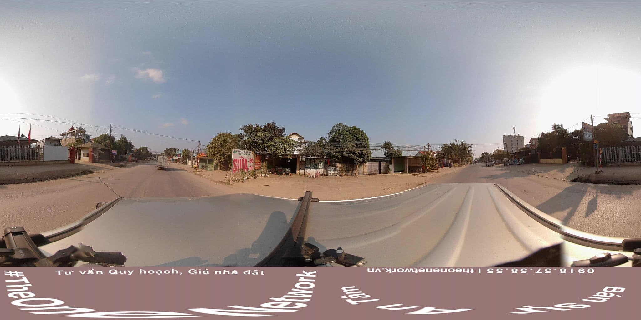 Street view near Bảo Ngọc Hotel, Xuân Mai — © theonenetwork (CC BY-SA · Mapillary)