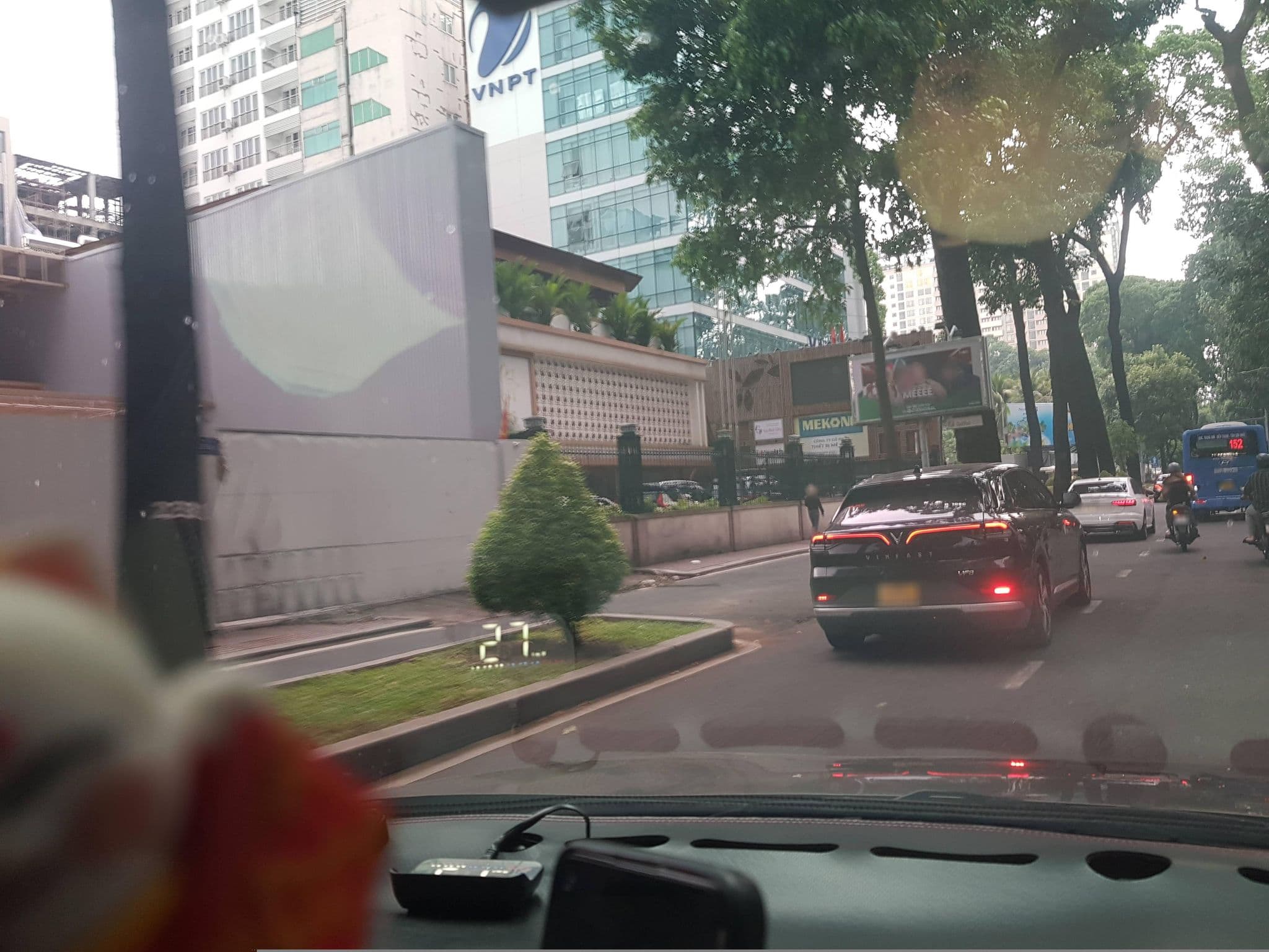 Street view near Orchids Hotel, Quận Ba — © bemaps1 (CC BY-SA · Mapillary)