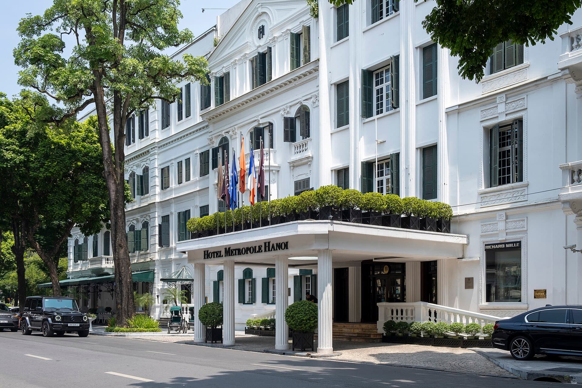 Sofitel Legend Metropole Hà Nội (via Wikimedia Commons, CC BY-SA 4.0)