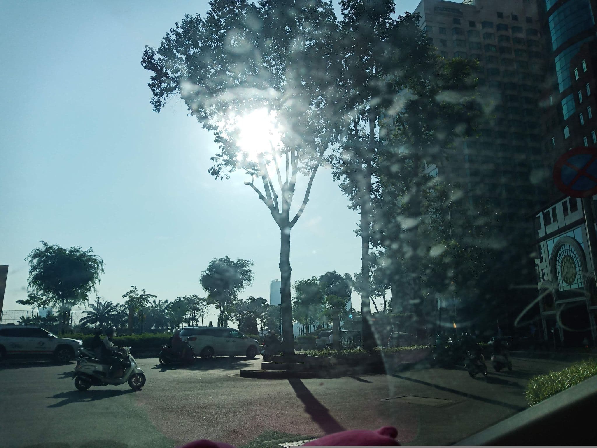 Street view near Hilton Saigon, Quận Bốn
