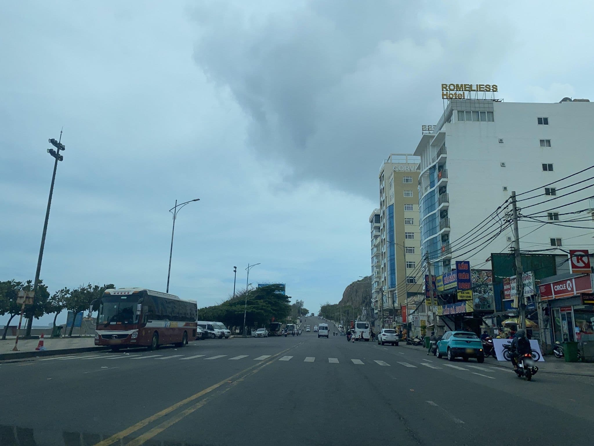 Street view near Ocean star hotel, Vũng Tàu — © DriveWithHoang (CC BY-SA · Mapillary)