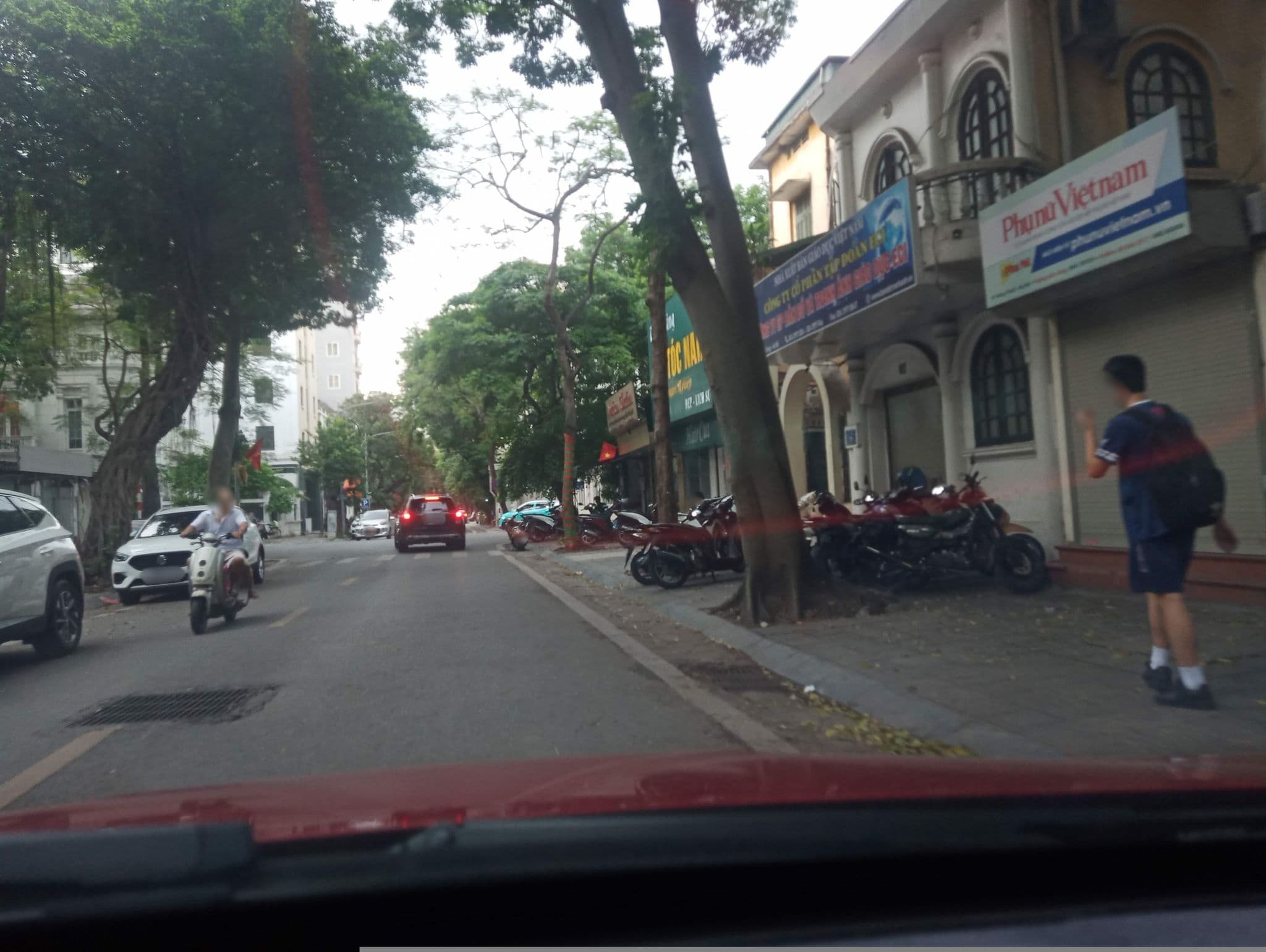 Street view near Atlanta Residences, Cửa Nam — © hn_front_1 (CC BY-SA · Mapillary)