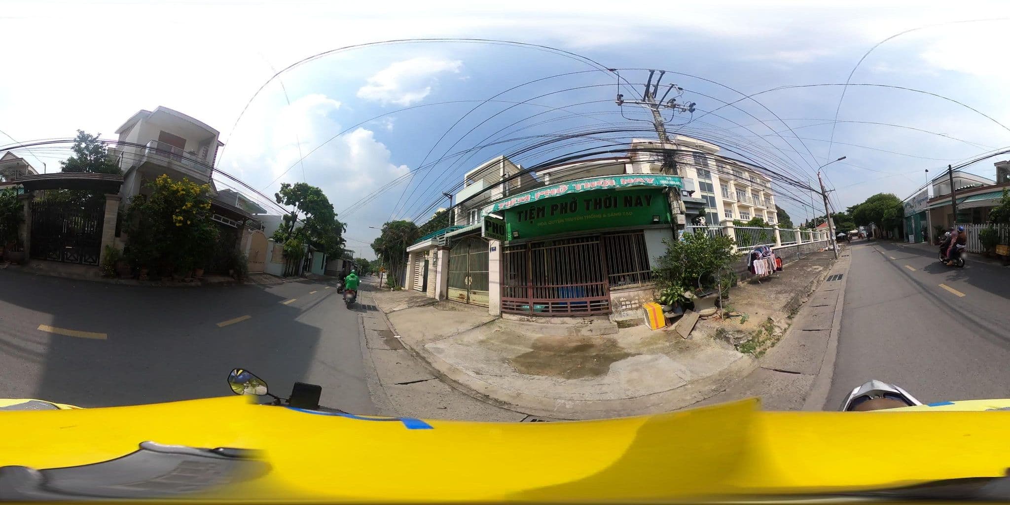 Street view near Nhà khách Bộ chỉ huy Quân sự Thành phố Đồng Nai, Biên Hòa — © bemaps3_sg (CC BY-SA · Mapillary)