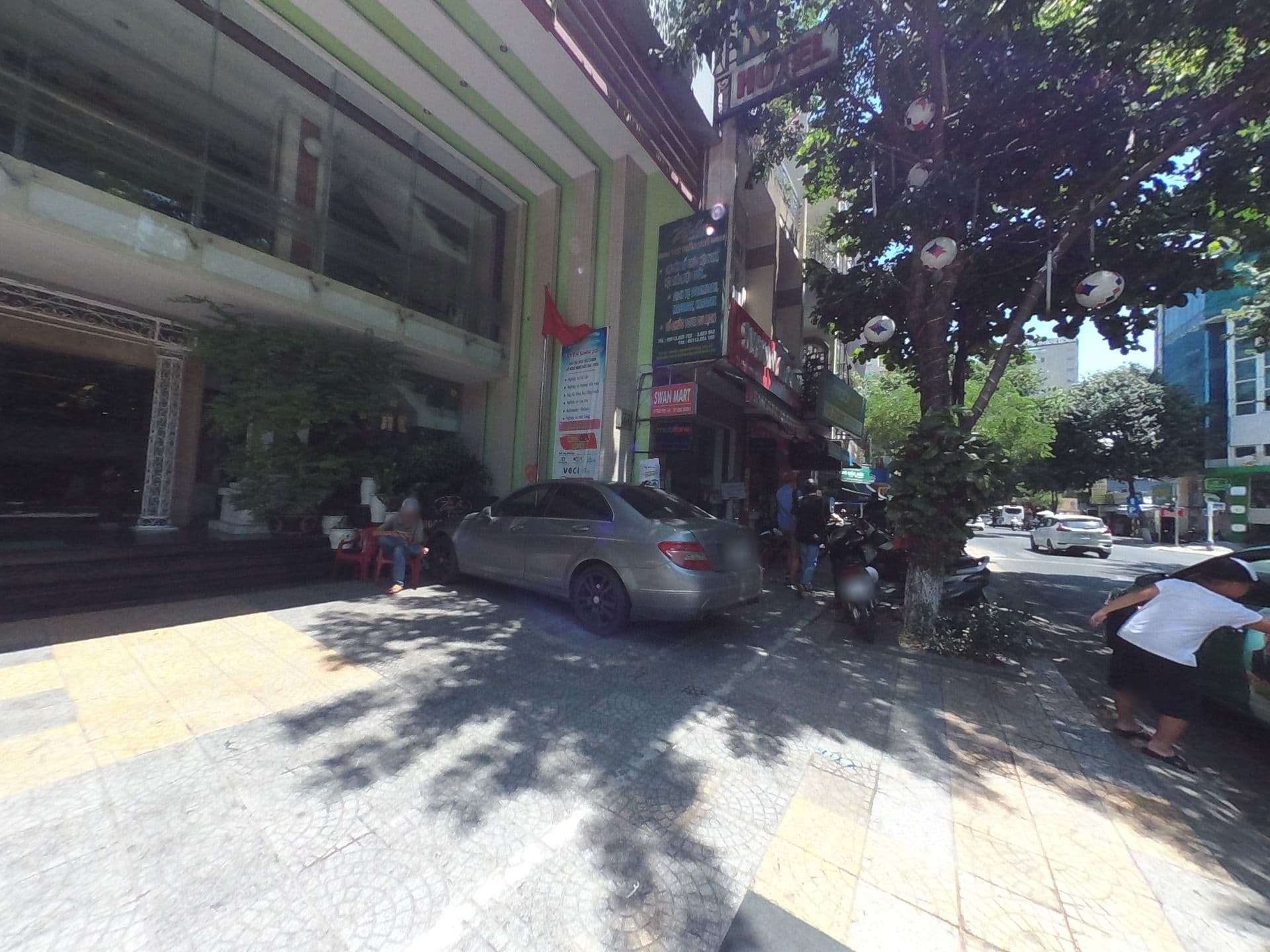 Street view near Bamboo Green, Da Nang — © rsnaru (CC BY-SA · Mapillary)