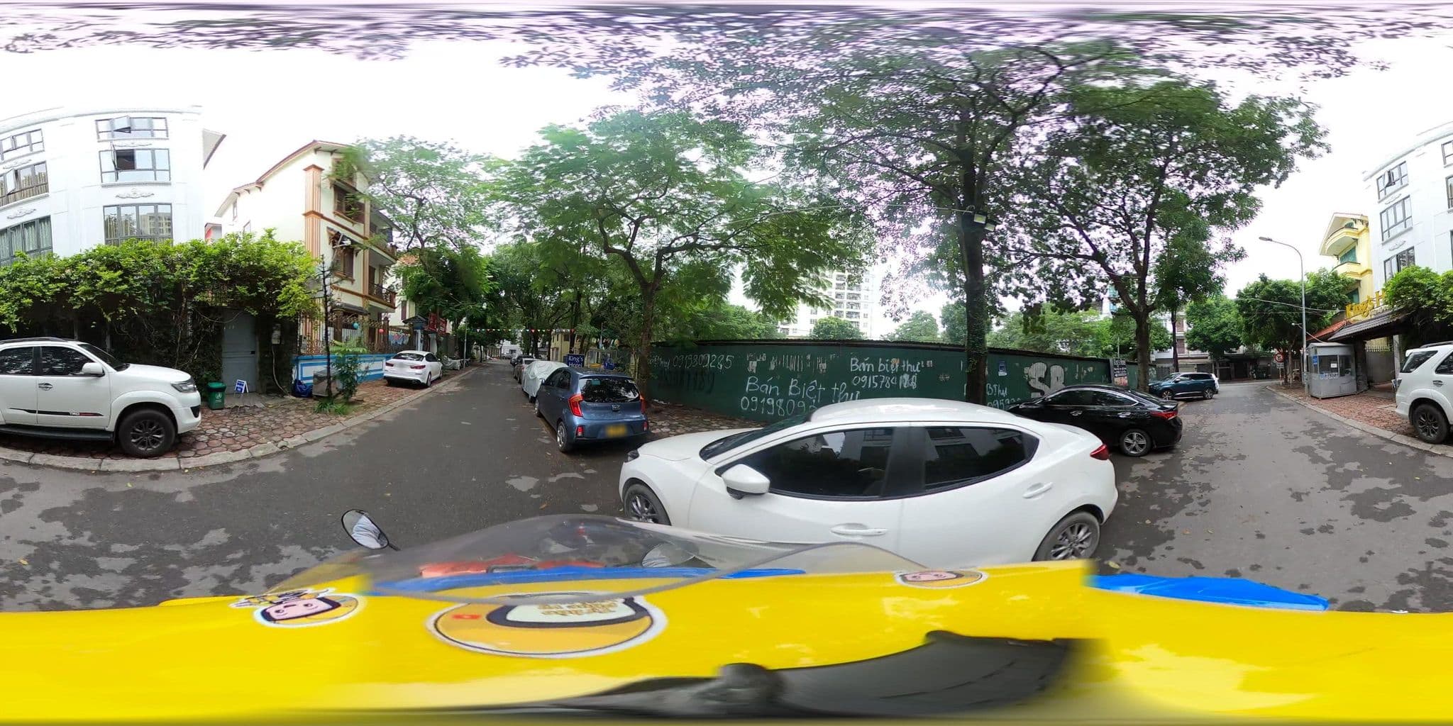 Street view near King's Hotel Dịch Vọng, Dịch Vọng — © bemaps2_hn (CC BY-SA · Mapillary)