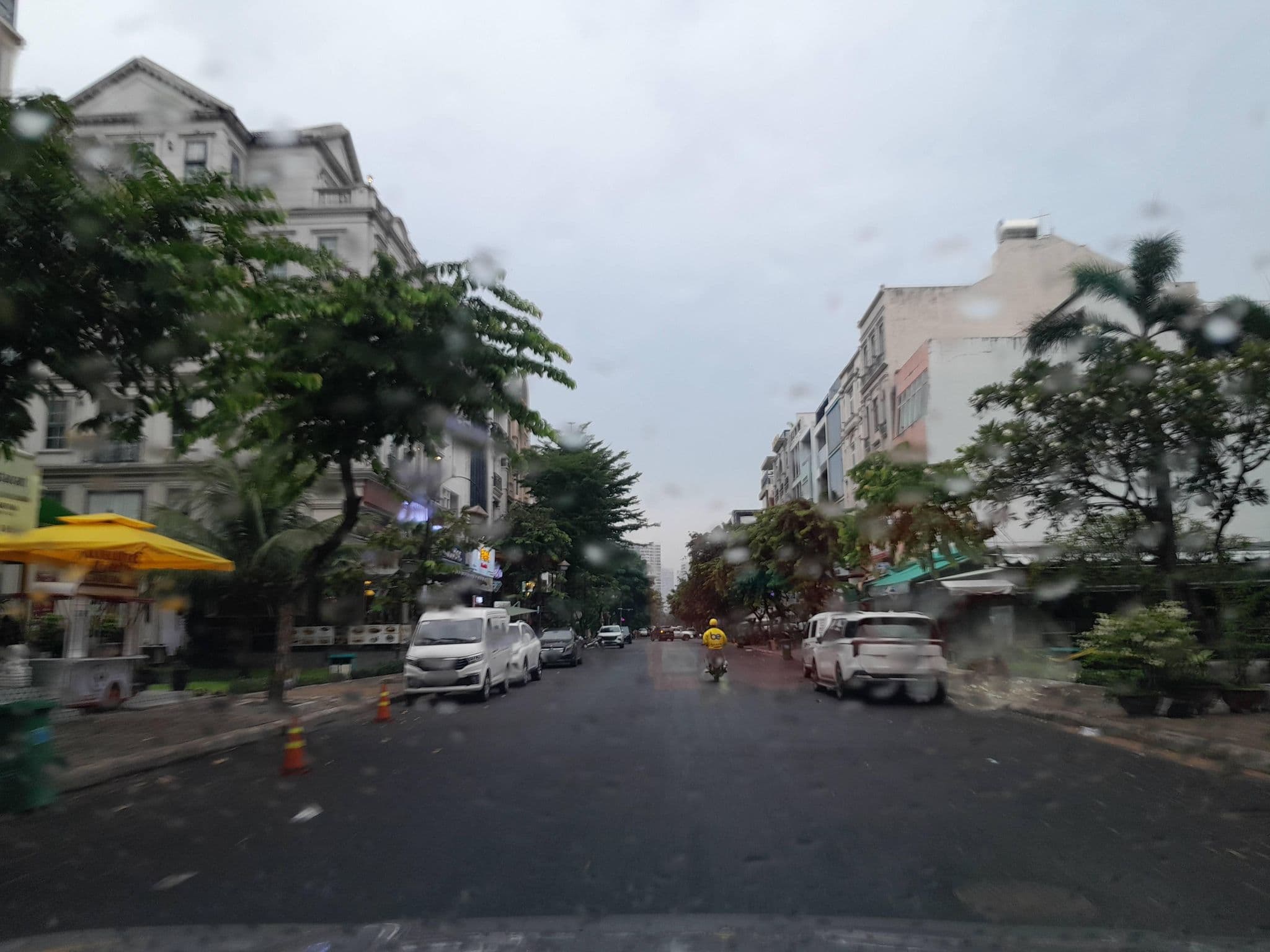 Street view near LAGUNA Hotel, Quận Bốn