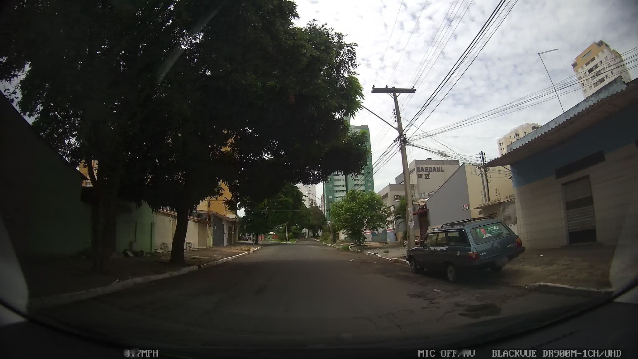 Street view near H One hostel, Goiânia — © kaart_4 (CC BY-SA · Mapillary)