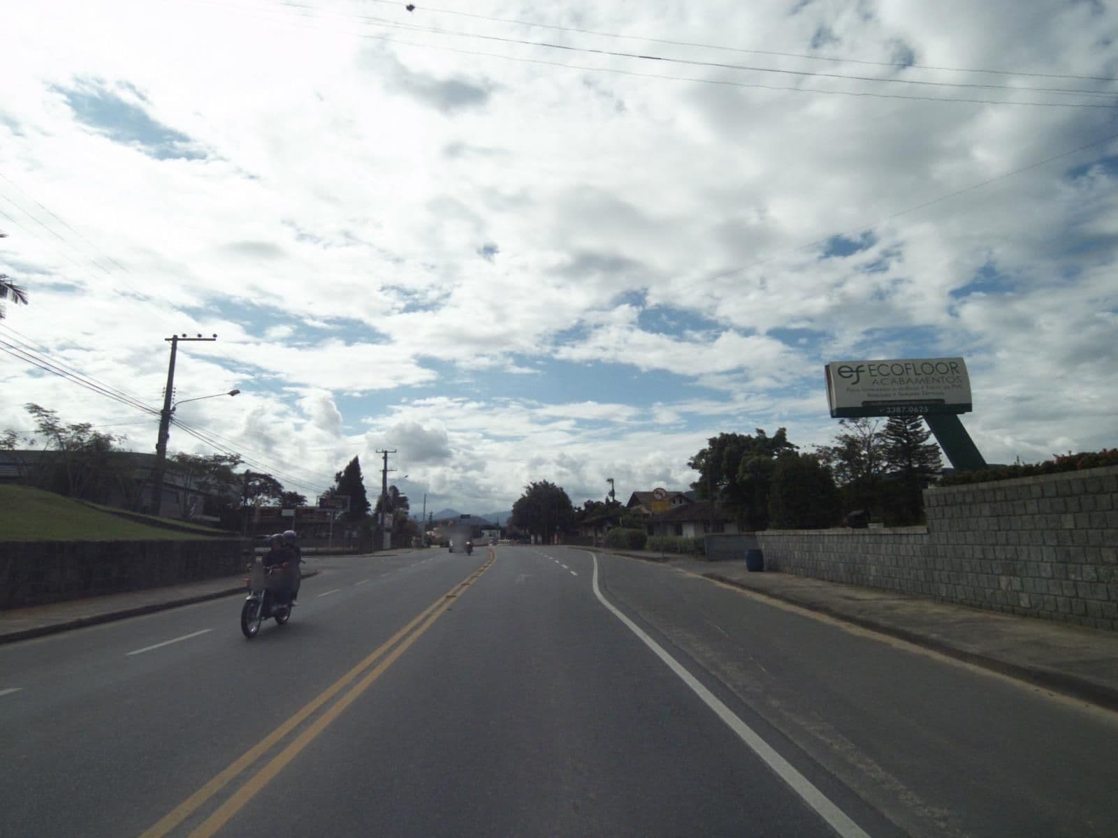Street view near Kaki Haus, Pomerode — © projevias (CC BY-SA · Mapillary)