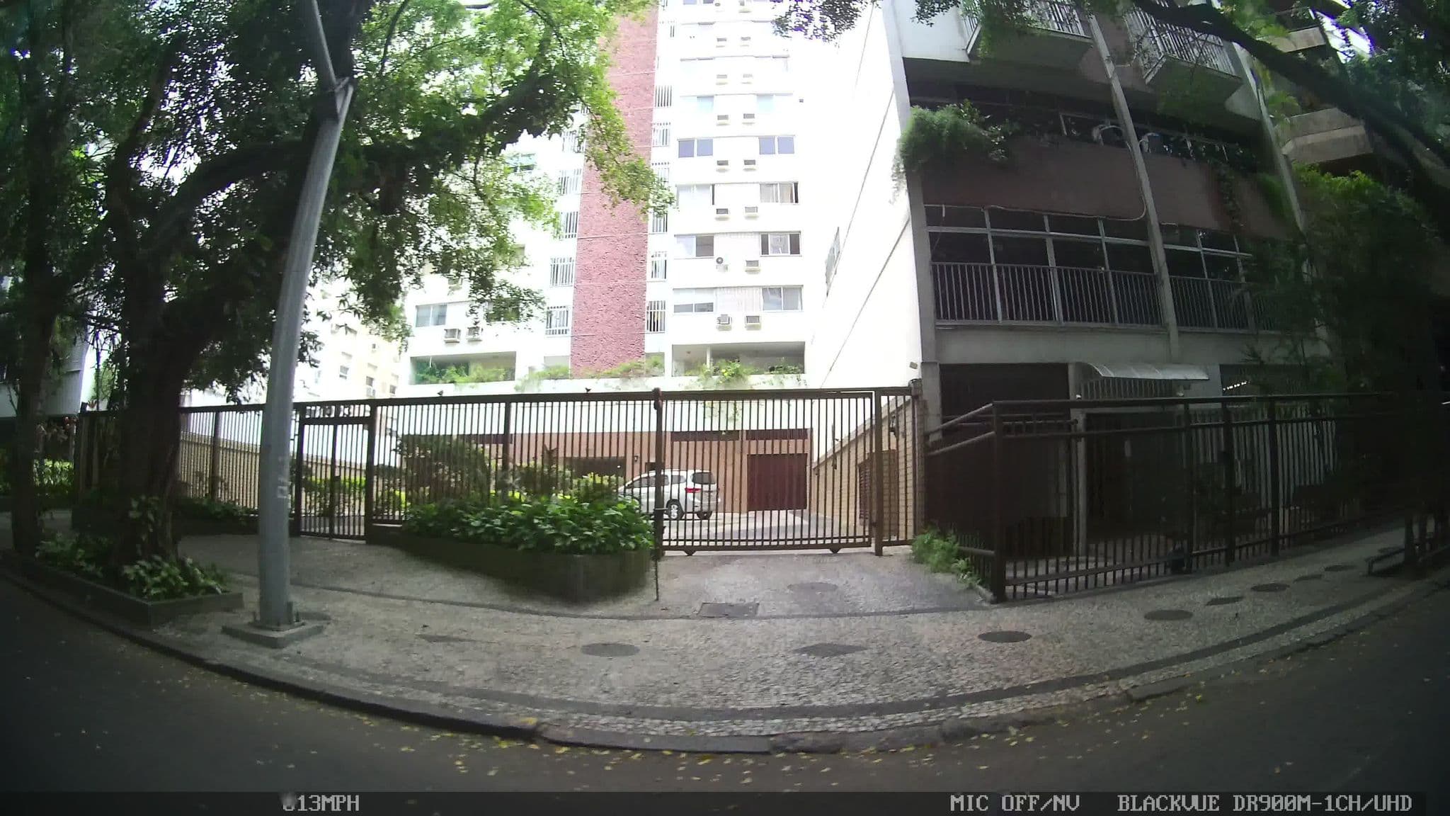 Street view near Ipanema Club Hostel, Ipanema — © kaart_1 (CC BY-SA · Mapillary)