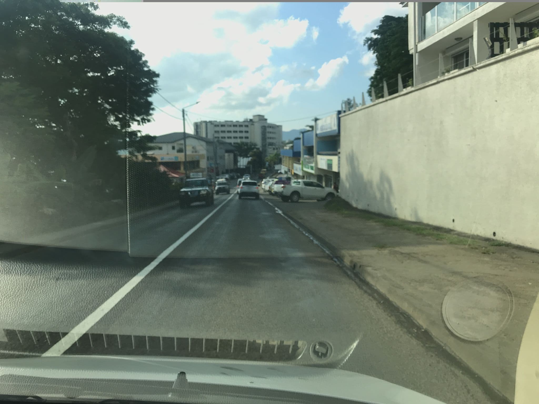 Street view near Mariner Apartments, Port-Vila — © naokiosaka (CC BY-SA · Mapillary)