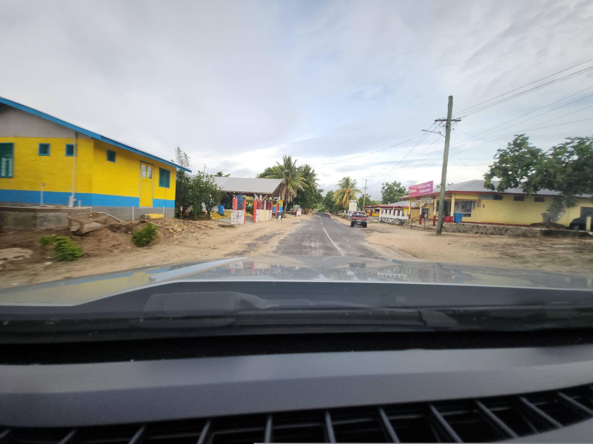 Street view near Salvation Gracepust Beach Fales, Safotu — © natyruby (CC BY-SA · Mapillary)