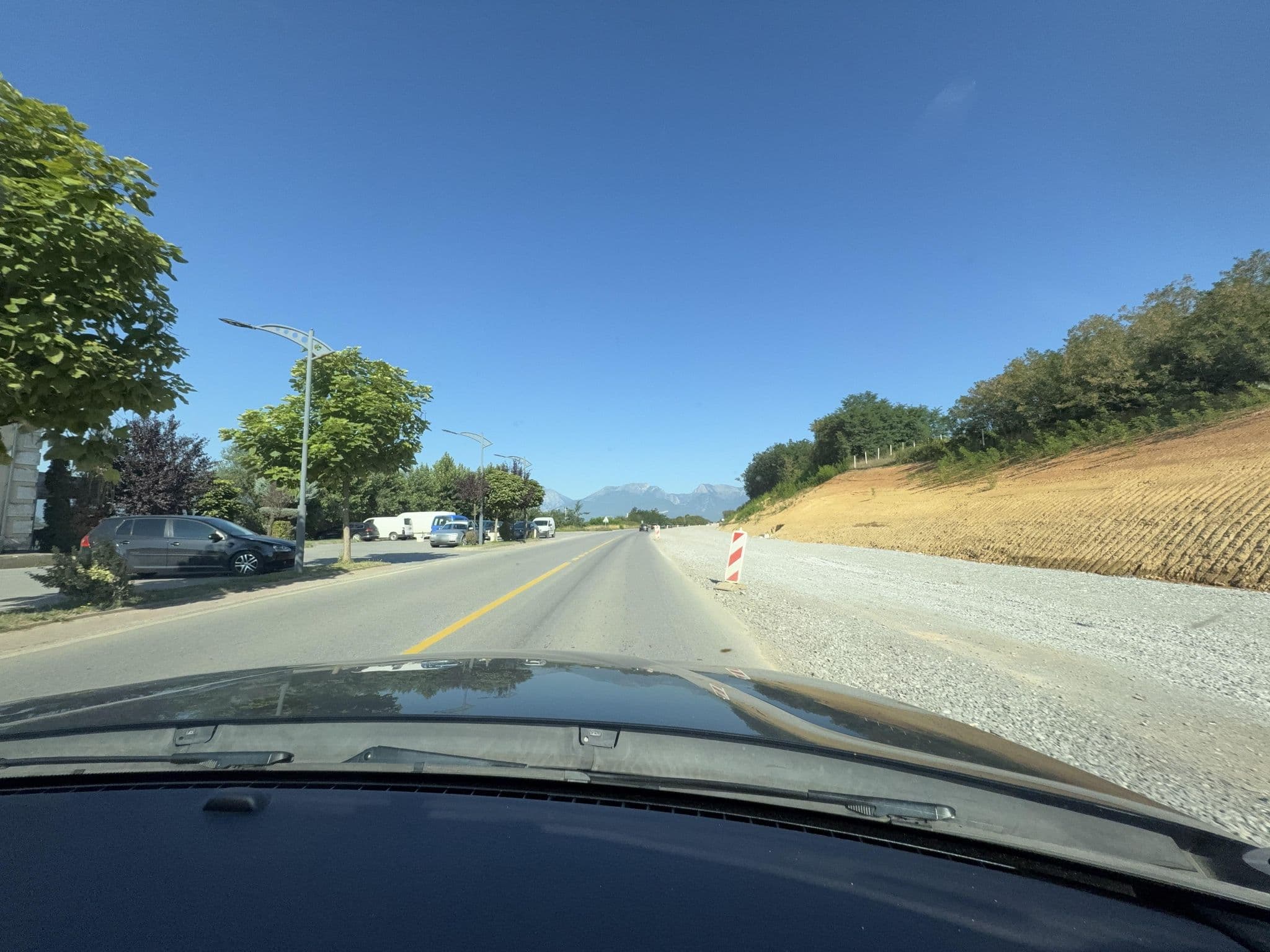 Street view near Vranina, Kosuriq — © skromalee (CC BY-SA · Mapillary)