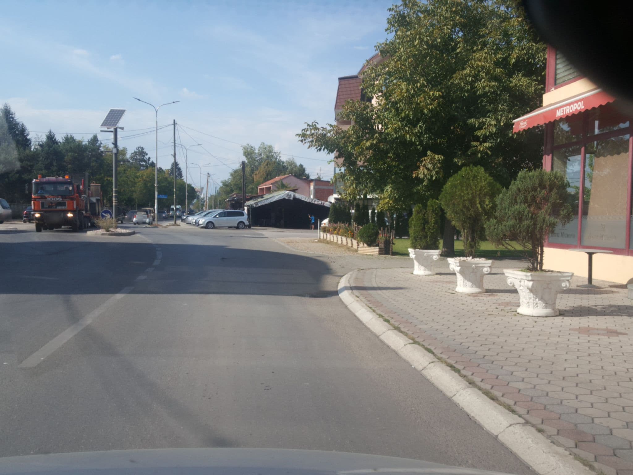 Street view near Metropol, Gjakovë — © yllferizi (CC BY-SA · Mapillary)