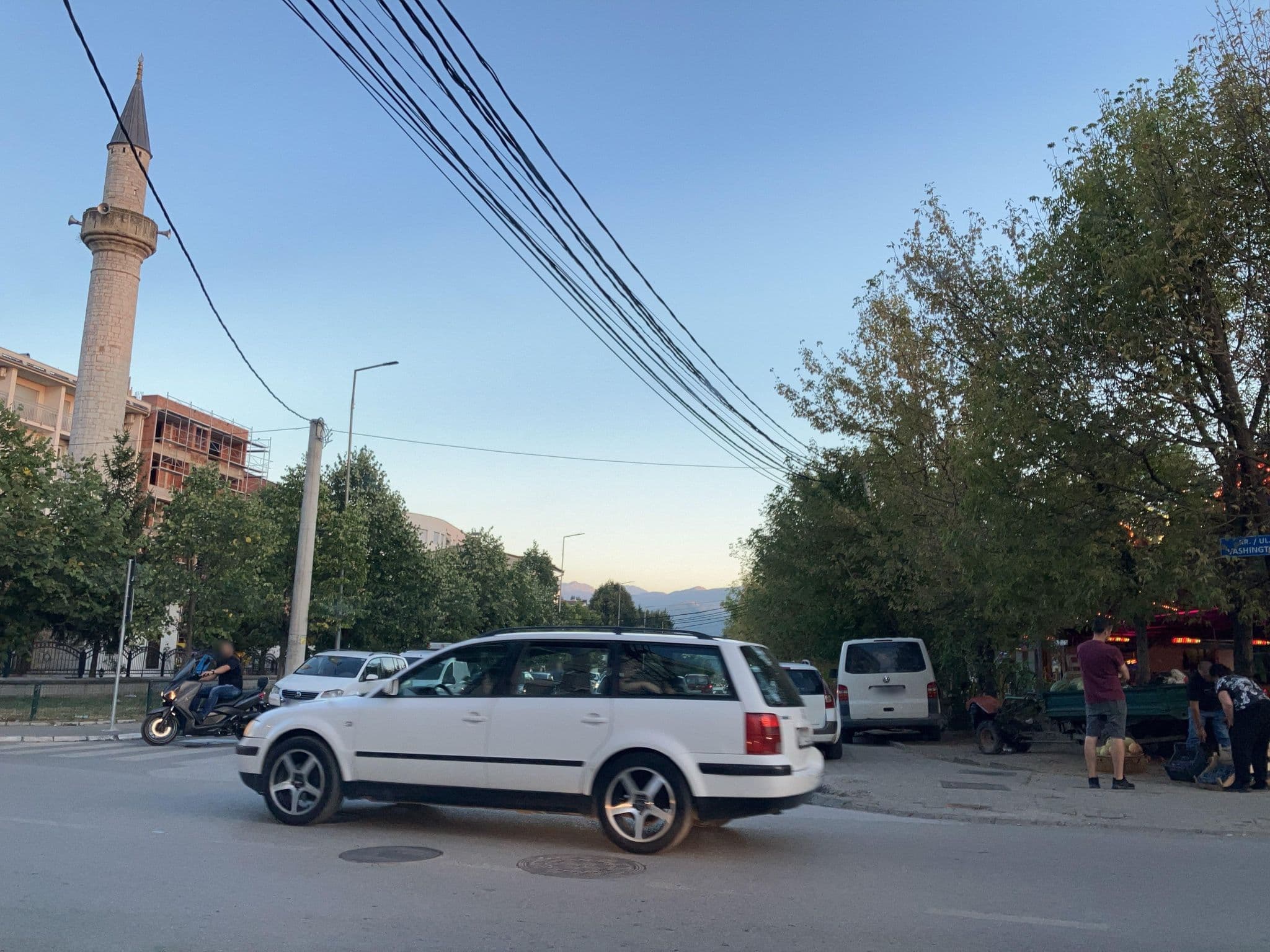 Street view near Kulla Dula Guesthouse, Gjakovë — © ardob11 (CC BY-SA · Mapillary)