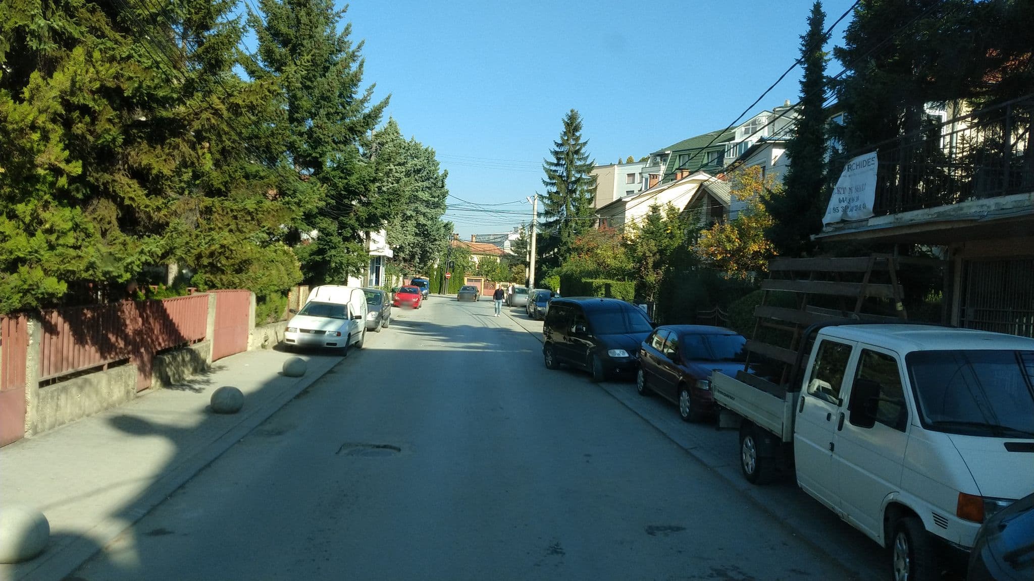 Street view near Ambeltore te HYLA, Pristina