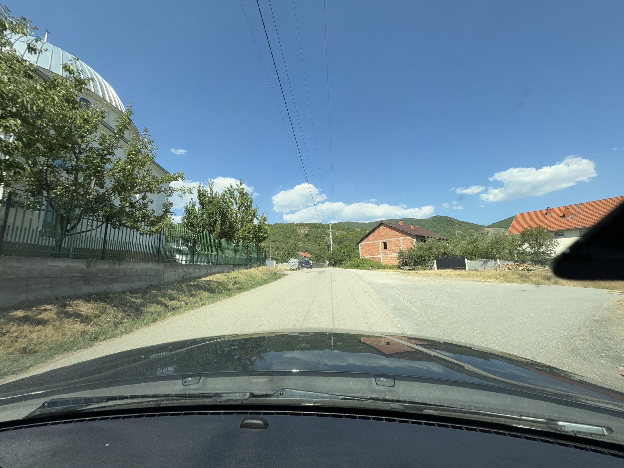 Street view near Xhamia e Çabrës, Čabra — © skromalee (CC BY-SA · Mapillary)