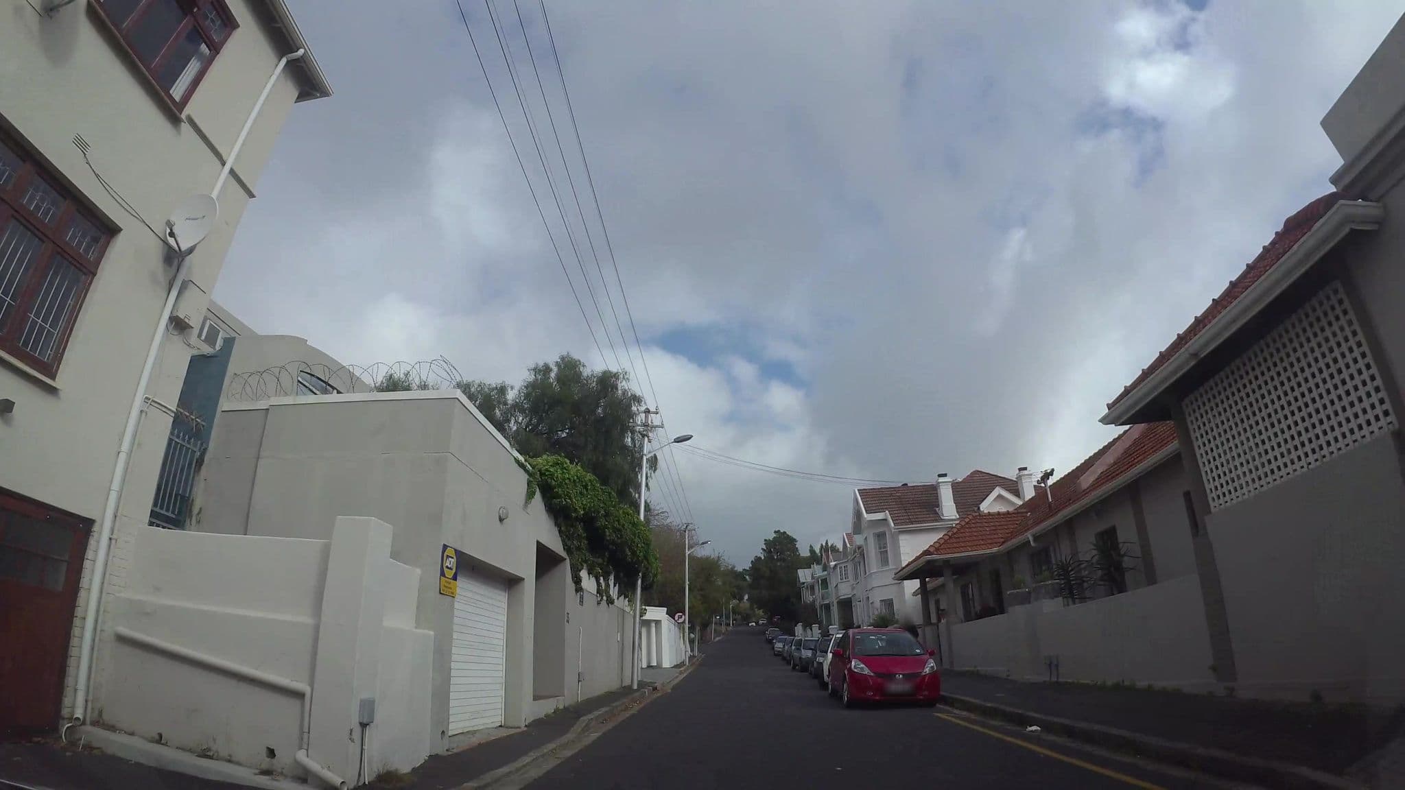 Street view near The Orangery, Cape Town — © kaart_3 (CC BY-SA · Mapillary)