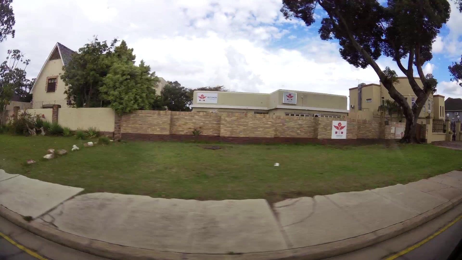 Street view near Mill Park Inn, Gqeberha