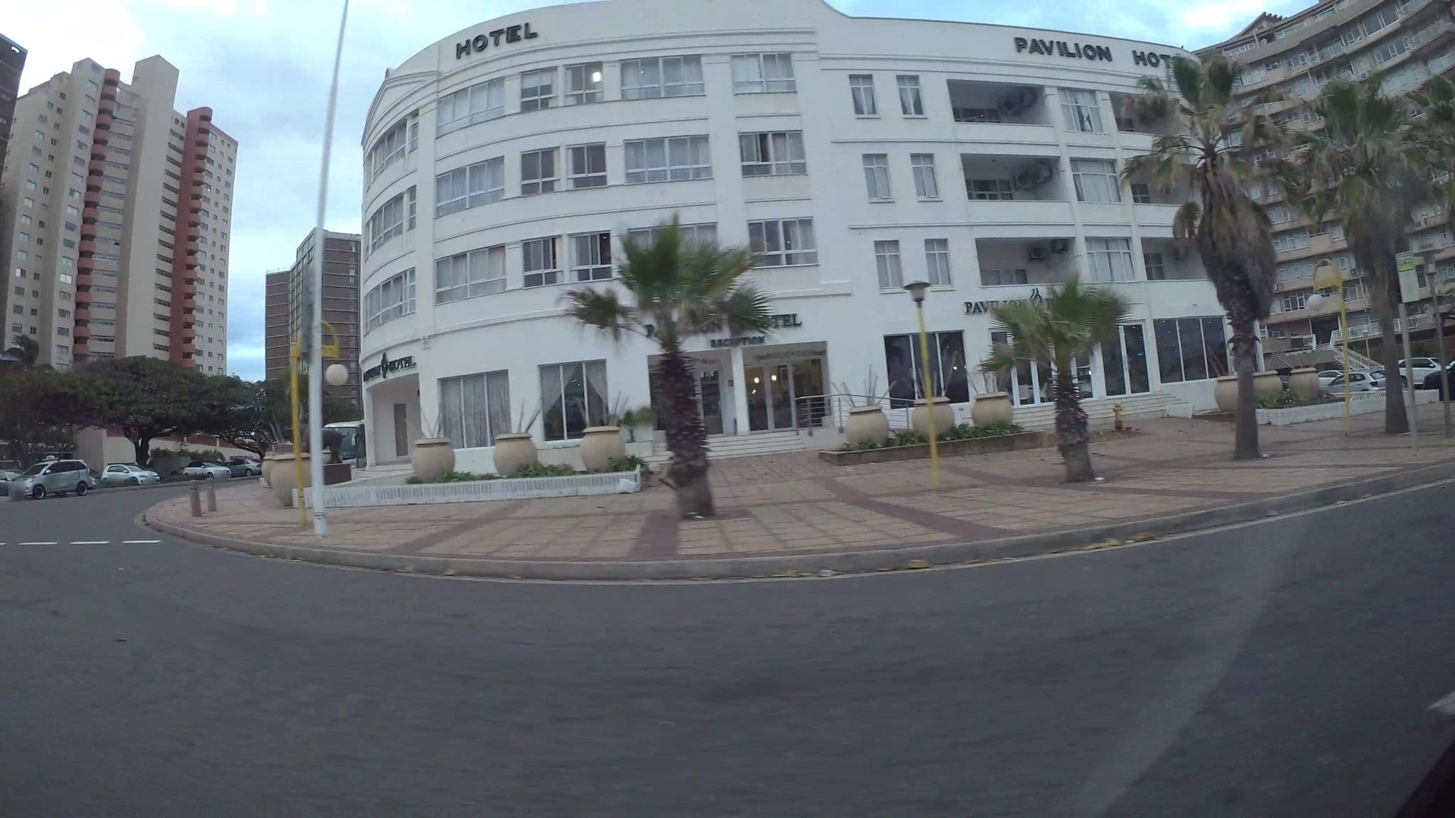 Street view near Pavilion Hotel, Durban — © kaart_3 (CC BY-SA · Mapillary)