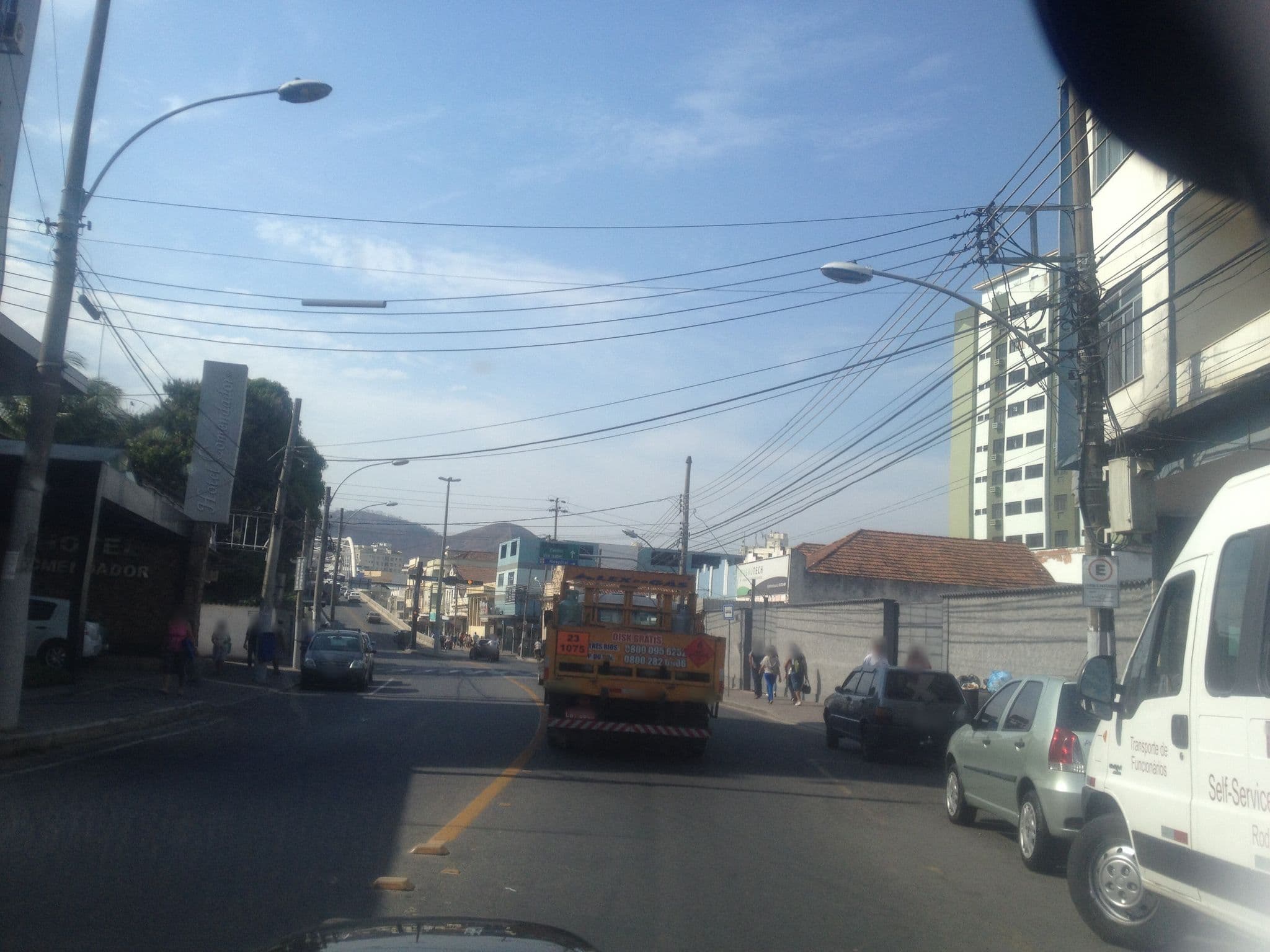 Street view near Hotel Comendador, Três Rios — © vialma (CC BY-SA · Mapillary)