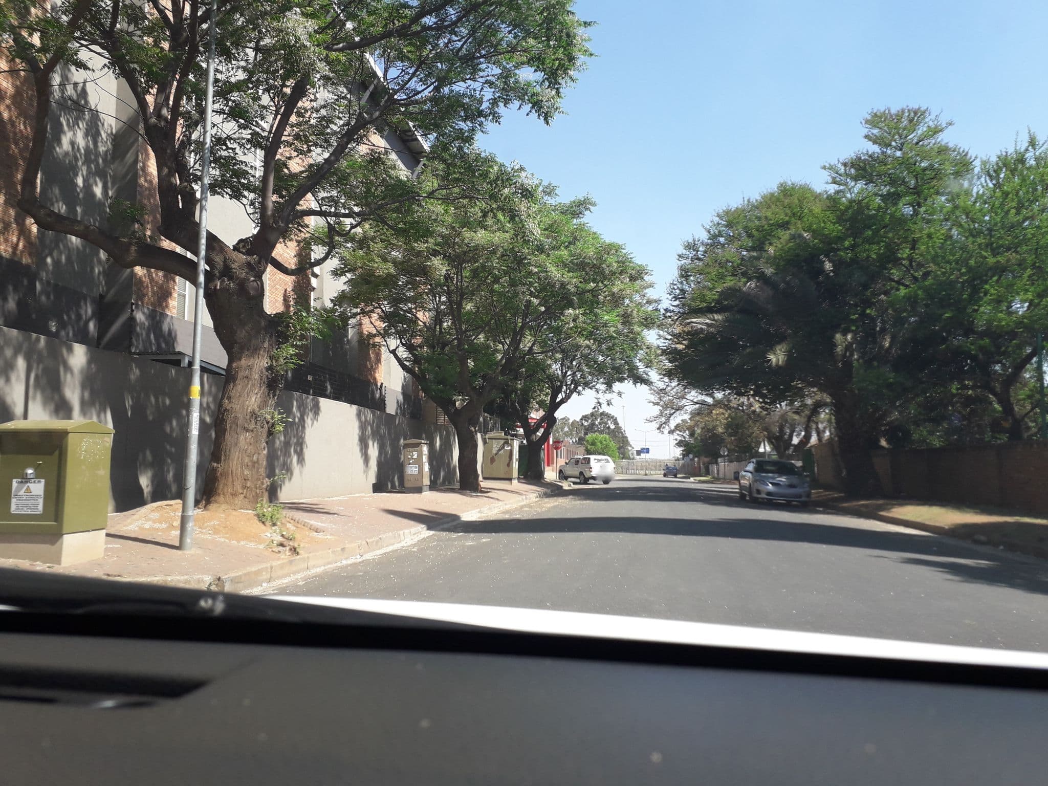 Street view near Aero guest lodge, Modderfontein — © ralebipi (CC BY-SA · Mapillary)