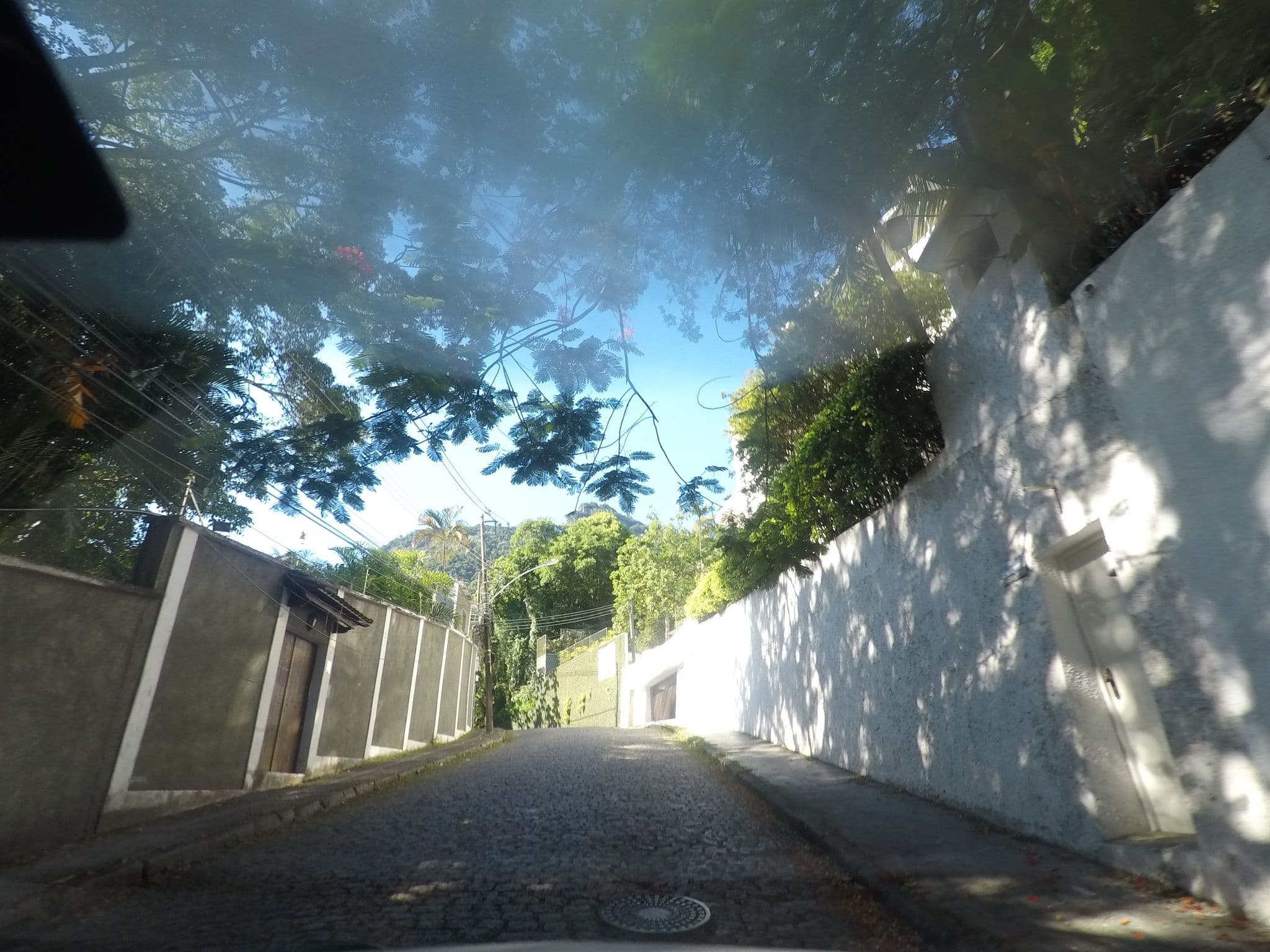 Street view near Les Jardins de Rio Boutique Hotel, Estácio — © thierryajeaniphone (CC BY-SA · Mapillary)