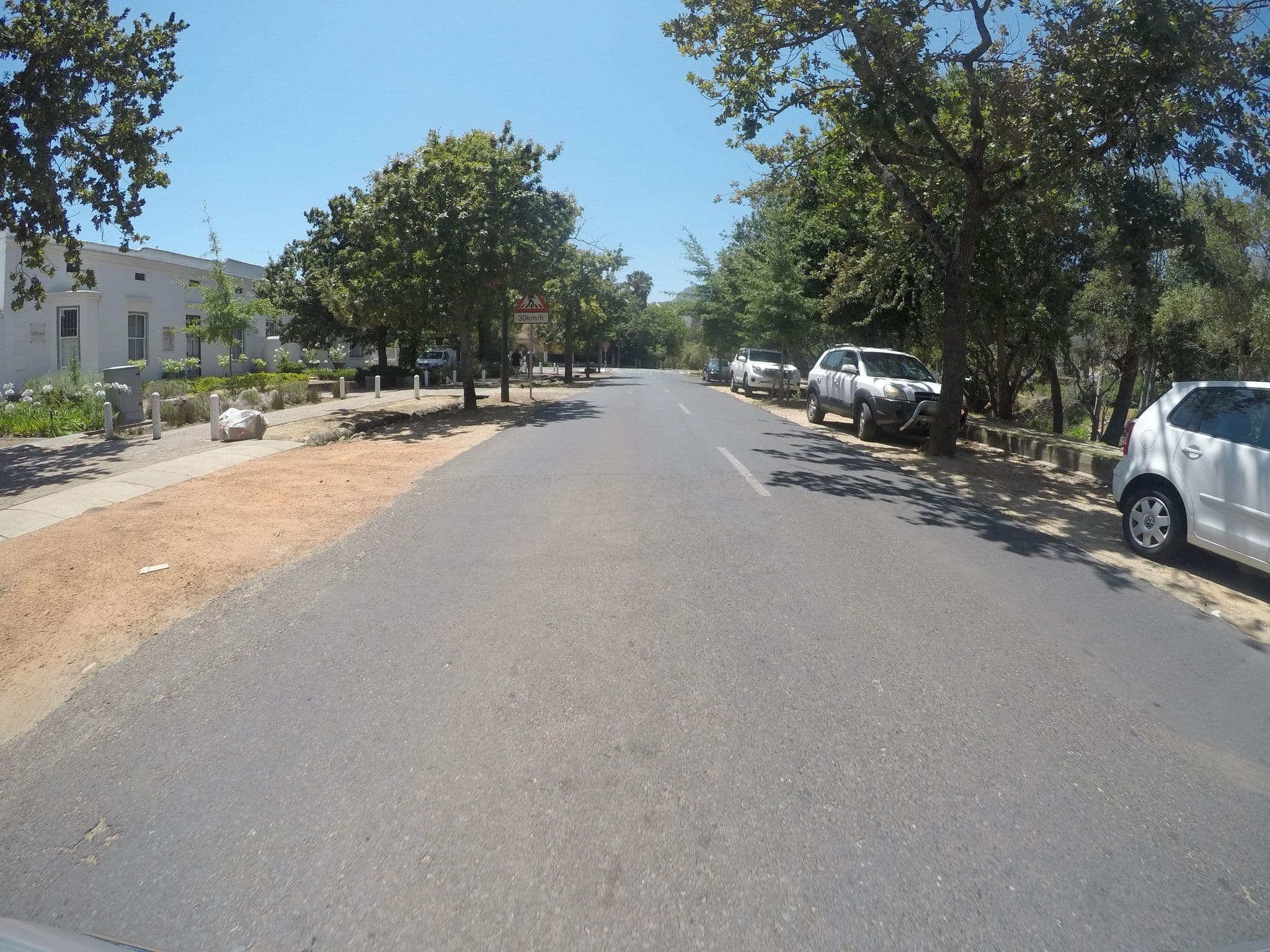 Street view near Laanhof, Stellenbosch — © bergie (CC BY-SA · Mapillary)