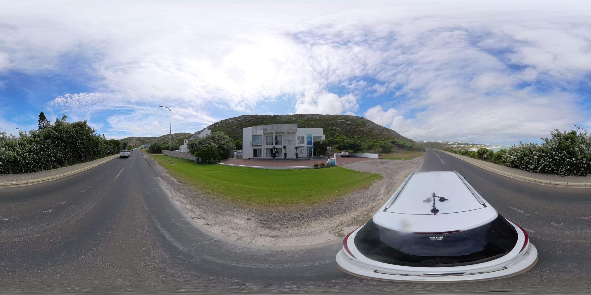 Street view near Agulhas Ocean House, Struisbaai — © abrahamthe (CC BY-SA · Mapillary)