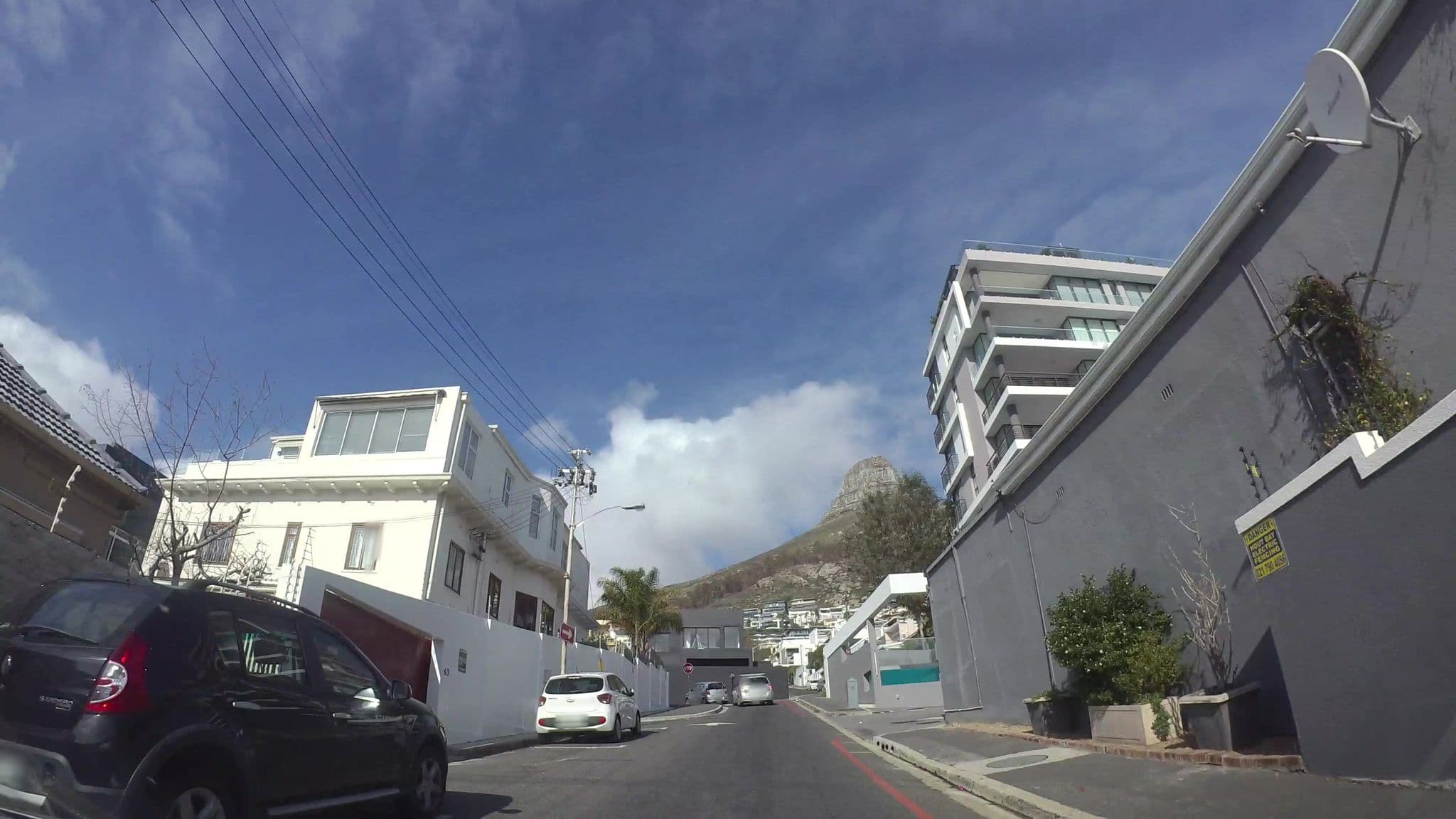 Street view near O on Kloof, Cape Town