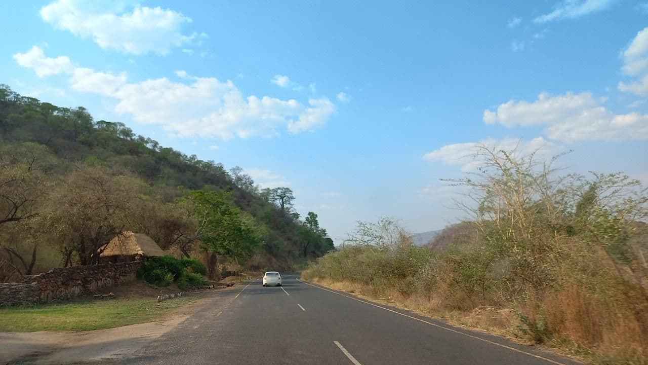 Street view near Luangwa Bridge Camp, Luangwa — © mandawa (CC BY-SA · Mapillary)