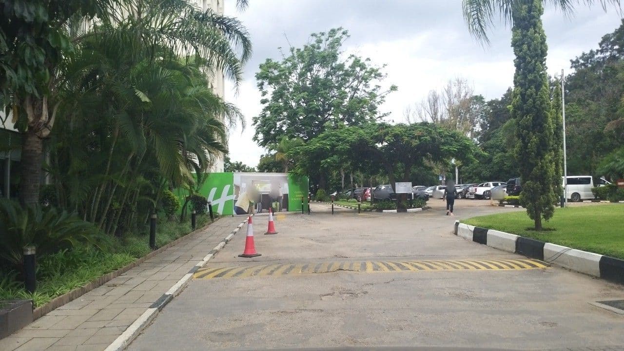 Street view near Intercontinental Hotel, Lusaka — © alterblank (CC BY-SA · Mapillary)