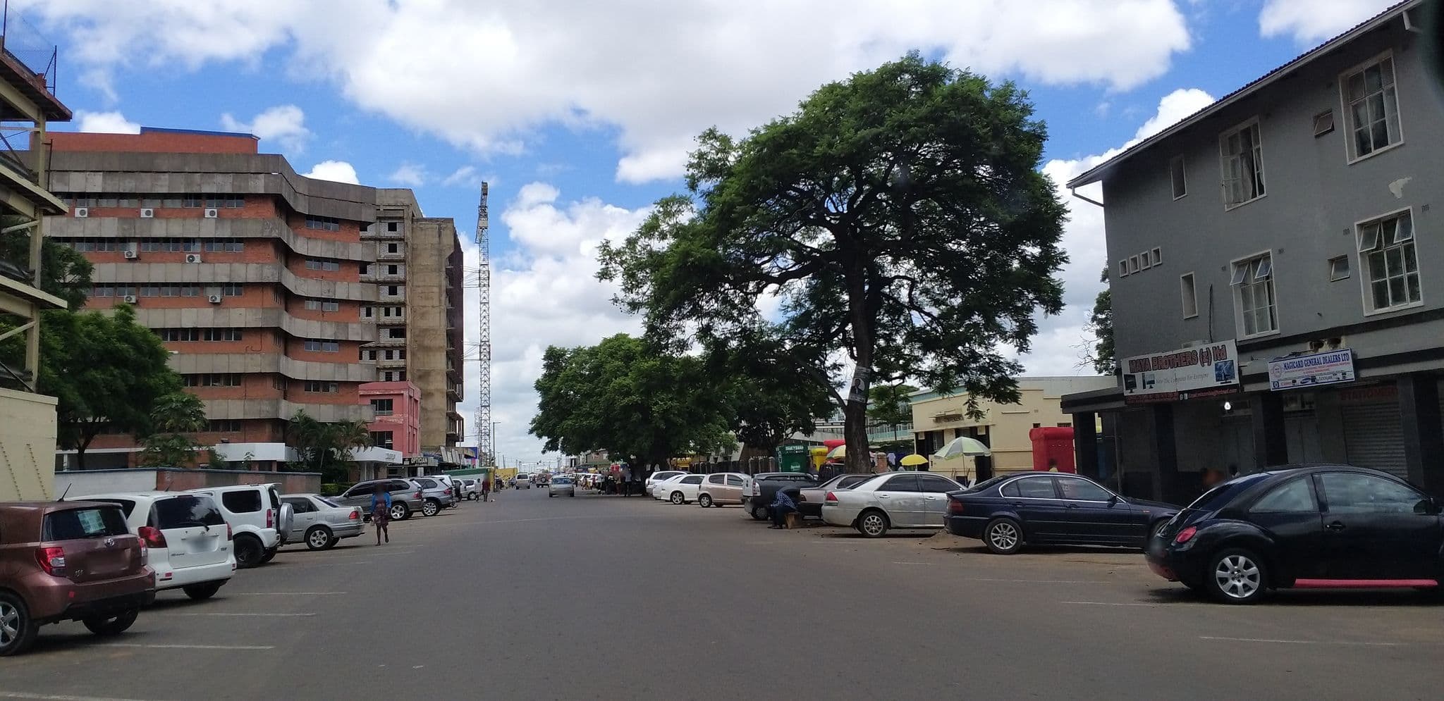 Street view near Protea Hotel Cairo Road, Lusaka — © alterblank (CC BY-SA · Mapillary)