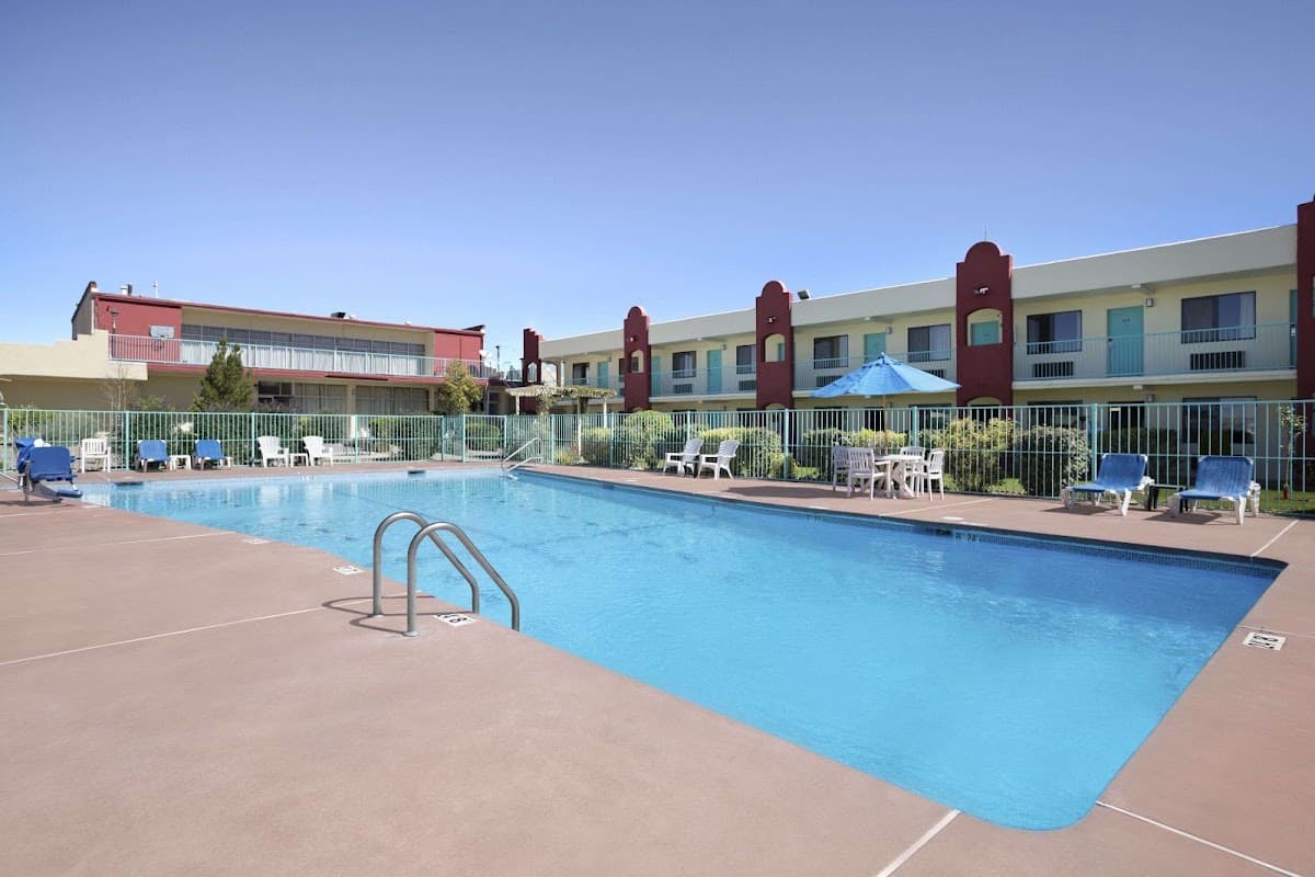 Days Inn by Wyndham Santa Fe New Mexico, Hotel in Agua Fria