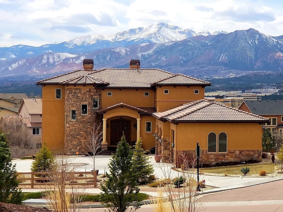 Chateau du Pikes Peak, Aparthotel in Gleneagle