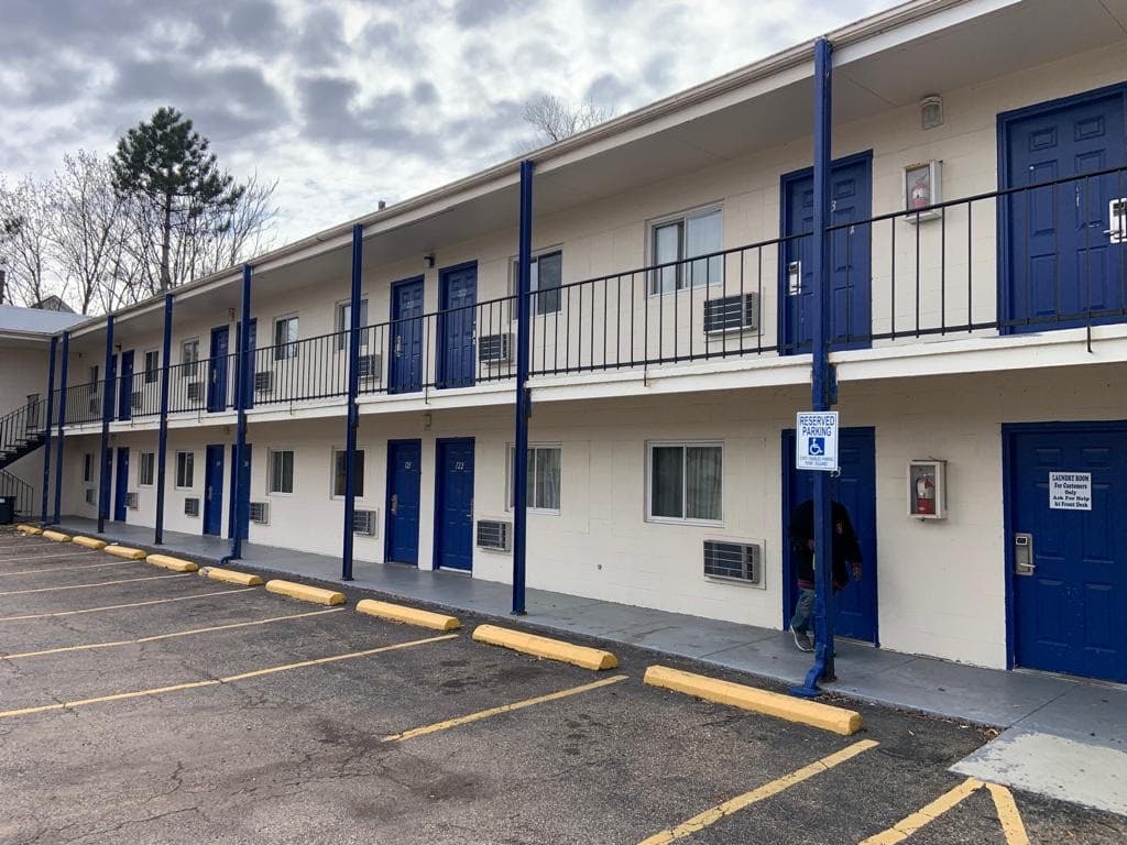 Courtesy Inn, Motel in Akron