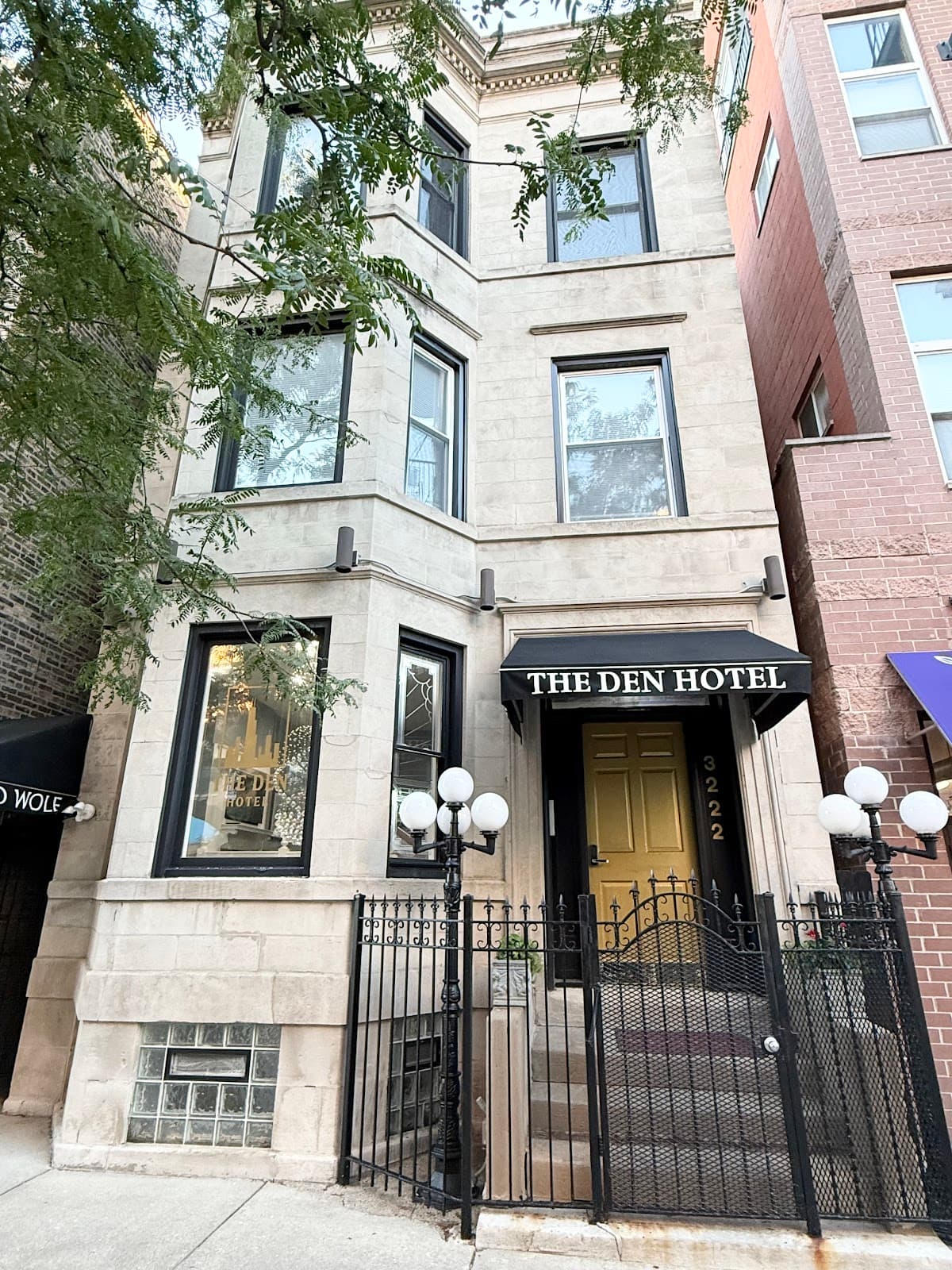 The Den Hotel, Hotel in Lincoln Park
