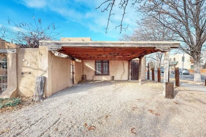 Inviting Remodeled Guest House in Central Nob Hill, Guesthouse in Albuquerque