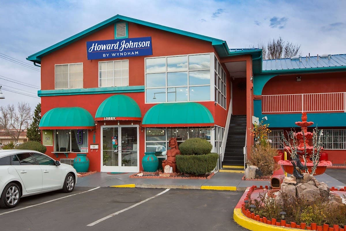 Sandia Peak Inn Old Town ABQ, a Howard Johnson by Wyndham, Hotel in Albuquerque