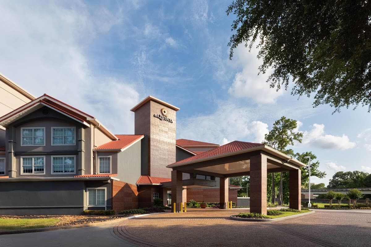 La Quinta Inn & Suites by Wyndham Houston Bush IAH South, Hotel in Aldine
