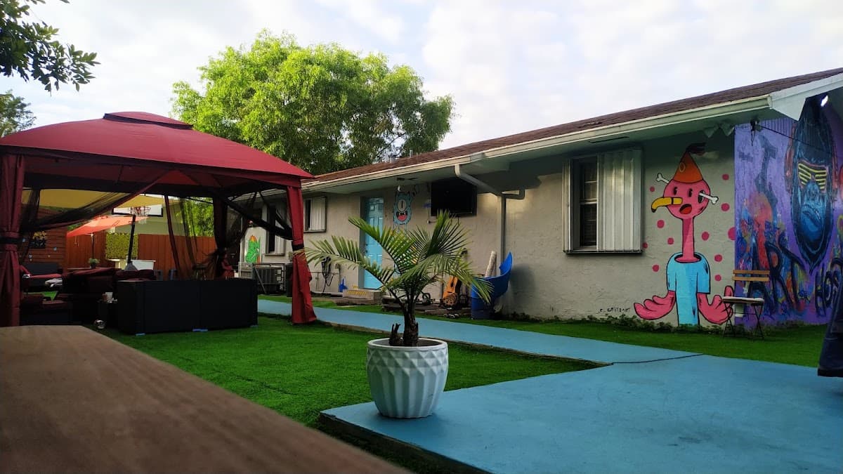 Art Hostel, Hostel in Allapattah