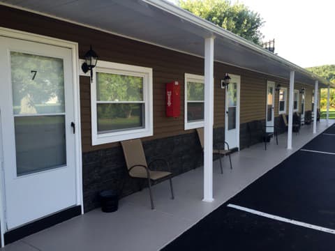 The New Lantern Motel, Motel in Allegany