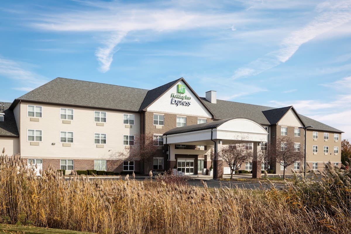 Holiday Inn Express & Suites Green Bay East by IHG, Hotel in Allouez